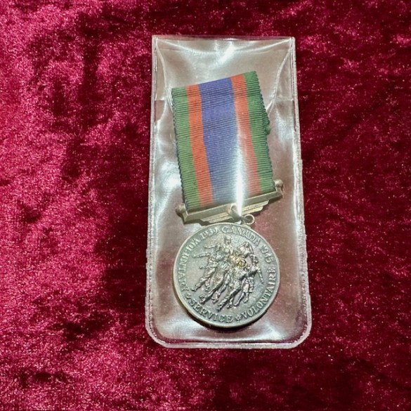 Canadian Medal1